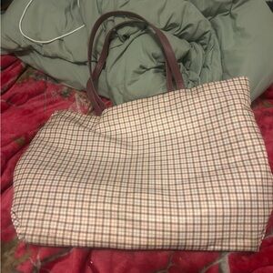 Like new condition zippered tote bag